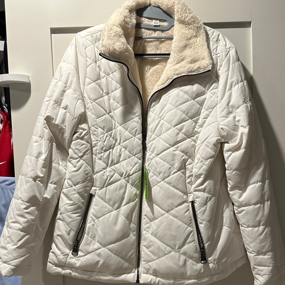Free Country White Puffer Jacket with Plush Collar